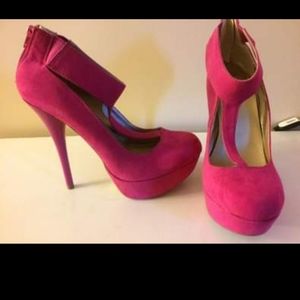 Heels: some either NEVER worn or worn on rare occasions